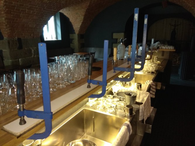 Některé věci se dodělávaly doslova na poslední chvíli.