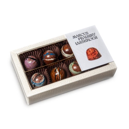 Kolekce 8 pralinek OŘÍŠKOVÁ