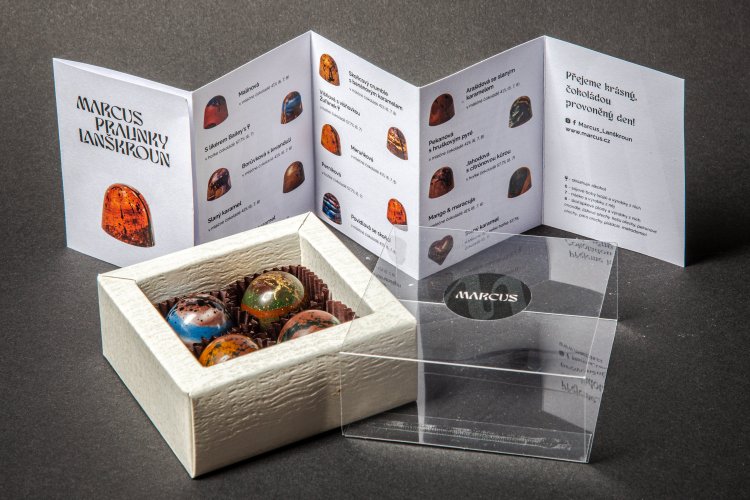 Kolekce 4 pralinek OŘÍŠKOVÁ